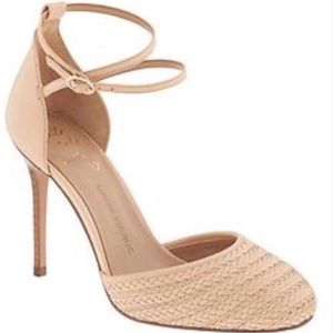 Banana Republic Veronica Too sandals NWO tags/box